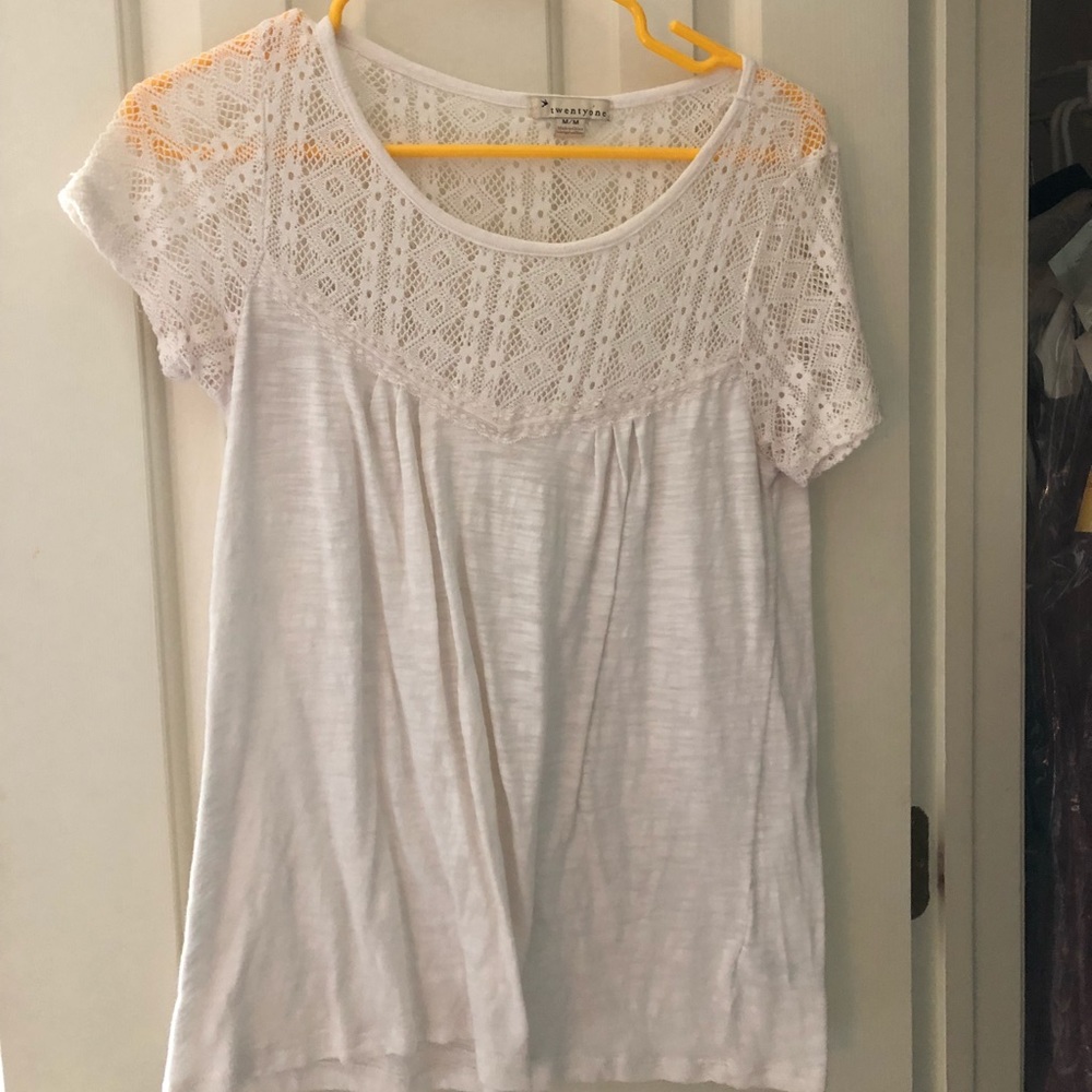 White cotton top